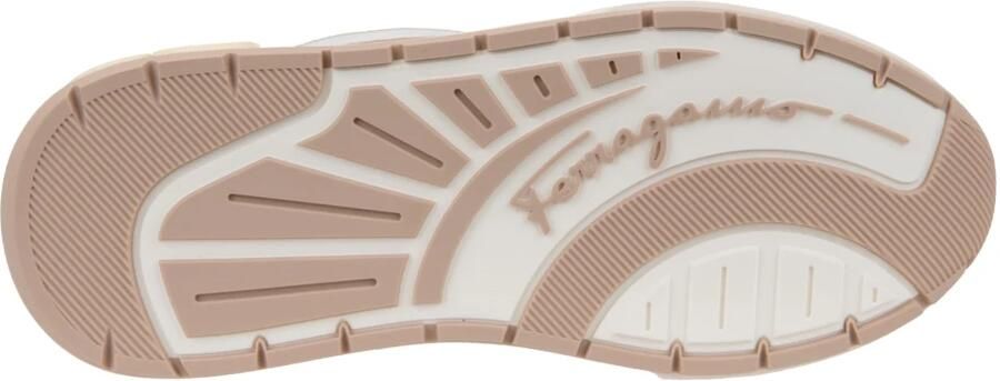 Salvatore Ferragamo Sneakers van geperst leer met mesh details White Dames