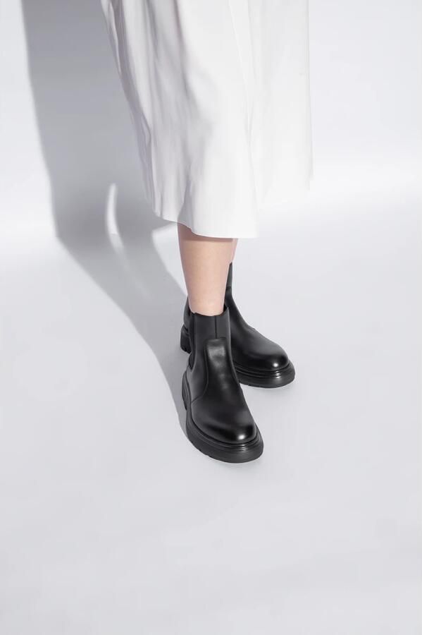 Salvatore Ferragamo Dollie enkellaarzen Black Dames