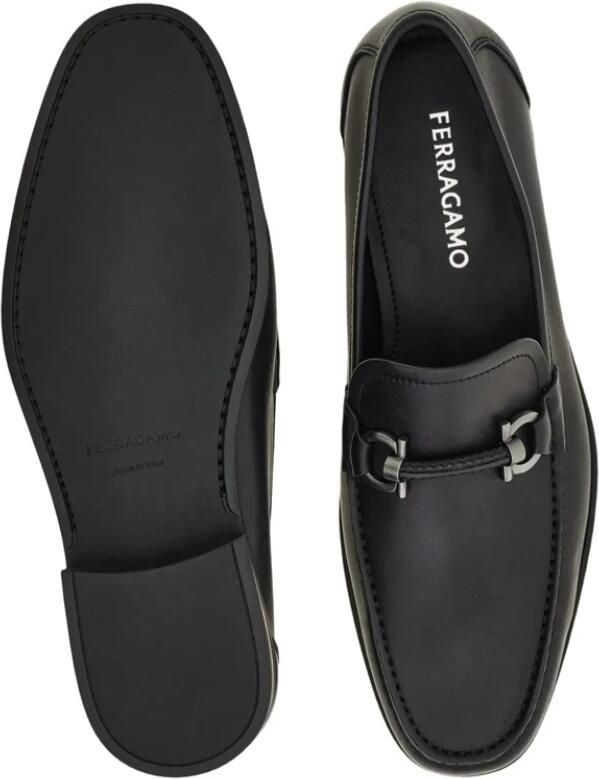 Ferragamo Gancini Ornament Loafer - Foto 3