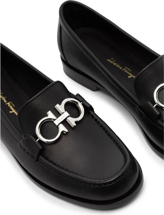 Ferragamo Gancini Plaque Loafers met lage hak - Foto 2