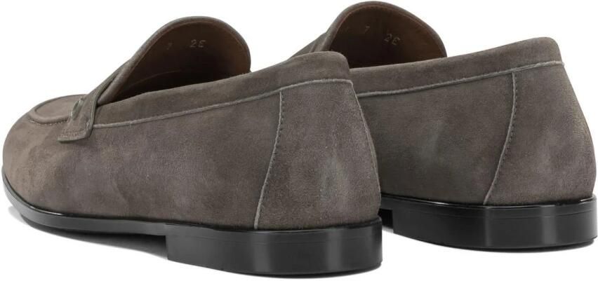 Ferragamo Gancini Suède Loafers - Foto 4