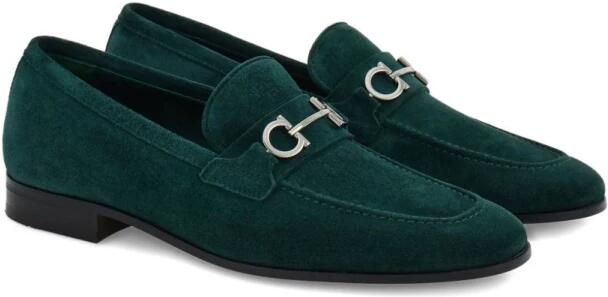 Ferragamo Groene Suède Elegante Loafers