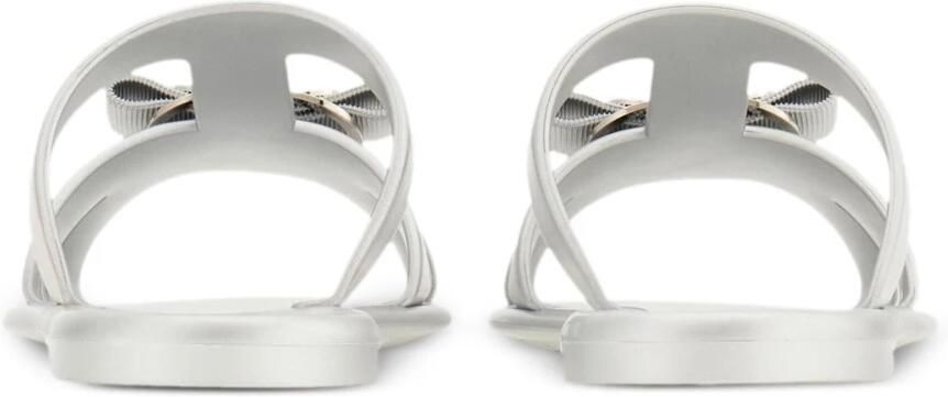 Ferragamo Kleurrijke rubberen slipper met iconische strik