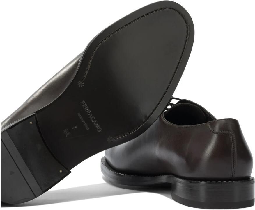 Ferragamo Laced Shoes Aw25 - Foto 2