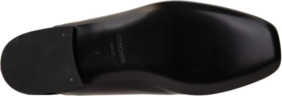 Salvatore Ferragamo Zwarte Leren Loafers Slip-on Stijl Black Dames - Foto 4