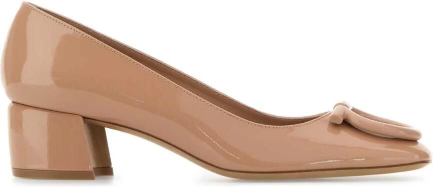Ferragamo Mara 40 Pumps