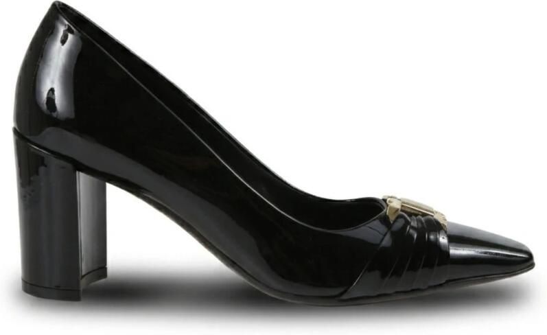 Ferragamo Ornamento Gancini Pump