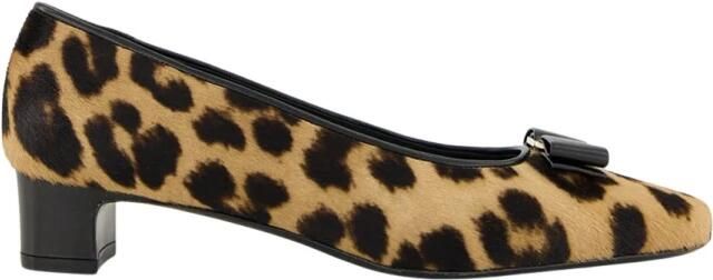 Ferragamo Rirri Pumps met middelhoge hak