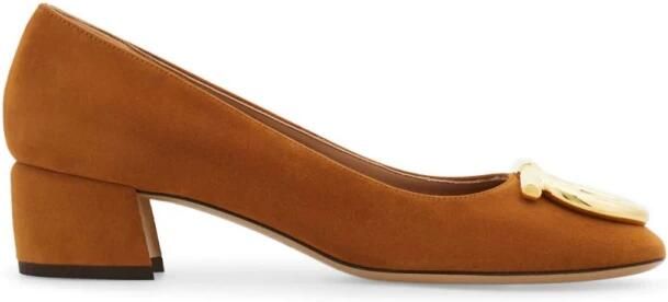 Ferragamo Suede Leder Pomp