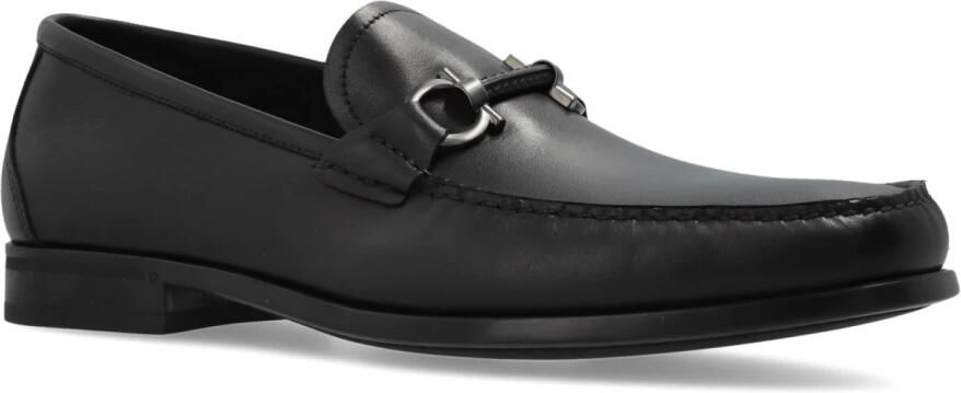 Ferragamo Gancini Ornament Loafer - Foto 5