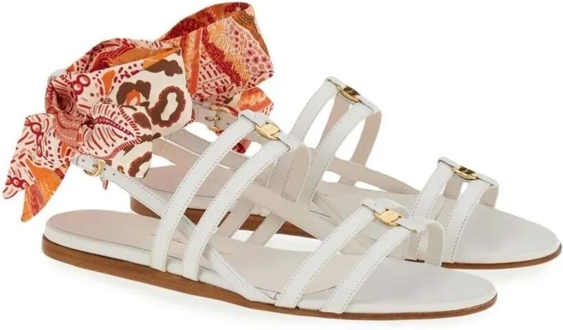 Ferragamo Vara Lace-Up Sandals - Foto 2