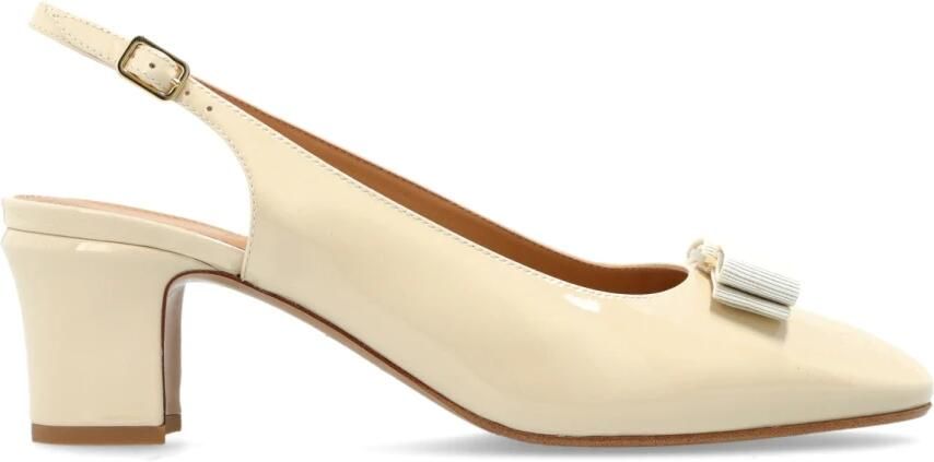 Ferragamo Vetty 55 Pumps met Hak
