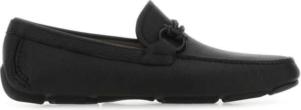 Ferragamo Zwarte leren loafers