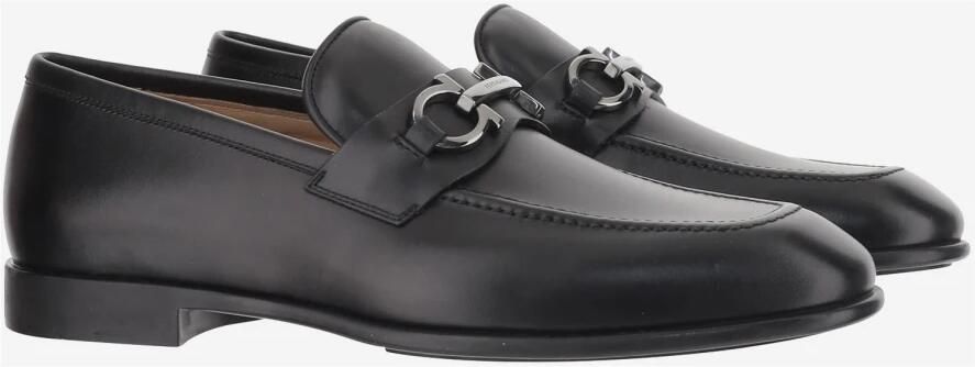 Ferragamo Zwarte Leren Loafers met Haakdetail - Foto 1