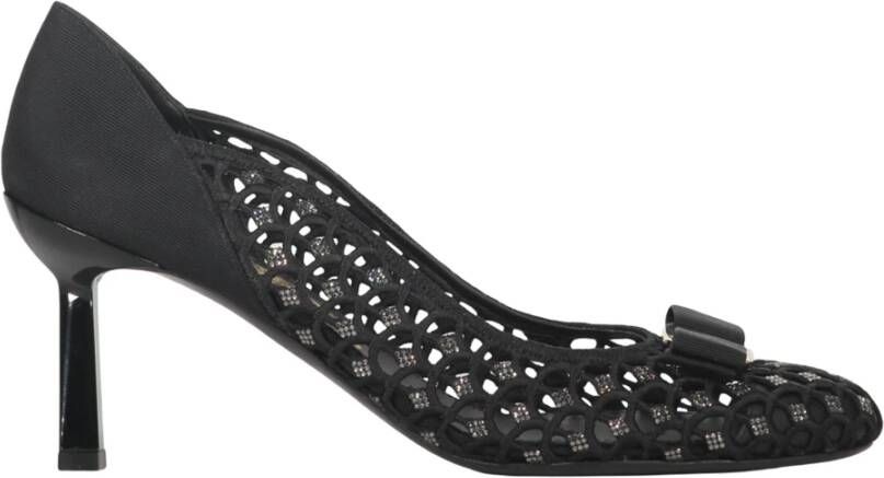 Ferragamo Geperforeerde Stof Boog Pumps
