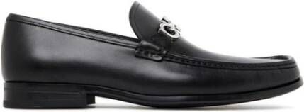 Ferragamo Italiaanse leren loafers met zilveren hardware