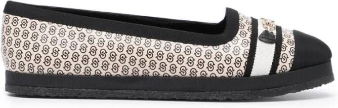 Ferragamo Kelsi Ballerina