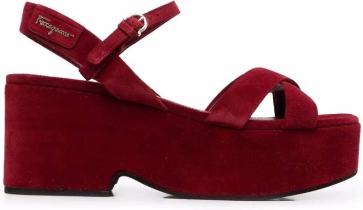 Ferragamo Sandalen met bandjes plateauzool en blokhak