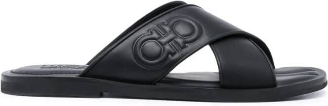 Ferragamo Sandalen met gekruiste bandjes