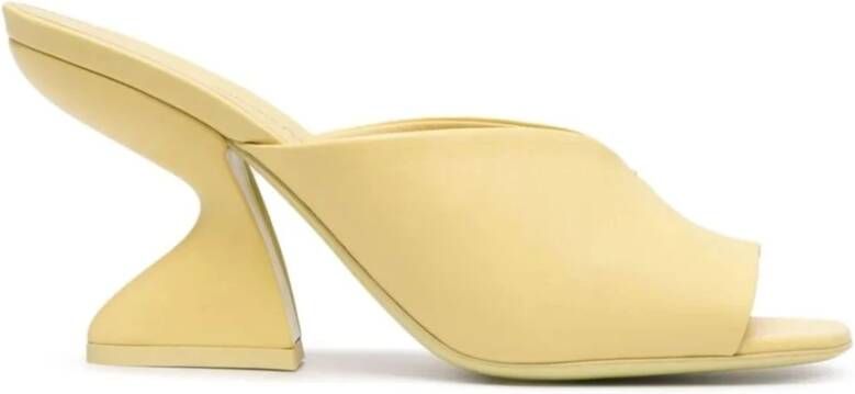 Ferragamo Sansu Leren Sandalen