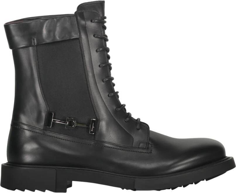 Ferragamo Stijlvolle Lace-up Enkellaarzen