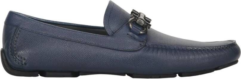 Ferragamo Stijlvolle leren loafers met metalen detail