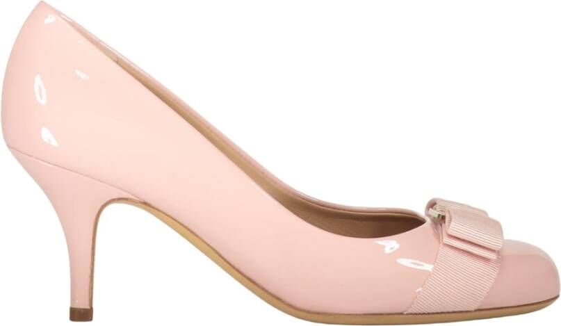 Ferragamo Strik Front Patent Leren Pumps