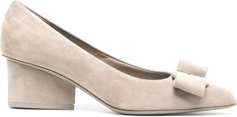 Ferragamo Viva 55 Pumps