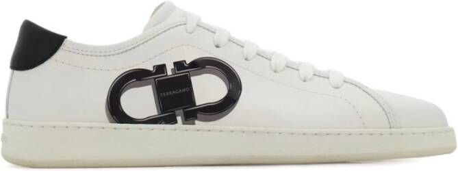 Ferragamo Witte Sneakers met Gancini Print