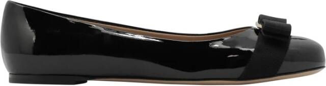 Salvatore Ferragamo Zwarte Ballerina`s met Patentleren Voorkant Strik Black Dames - Foto 1