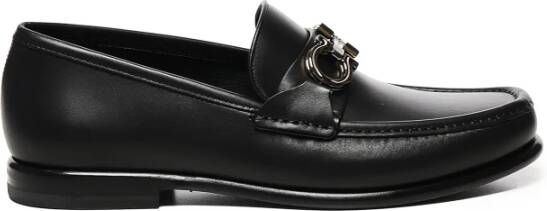 Ferragamo Zwarte Leren Platte Schoenen A del Teen