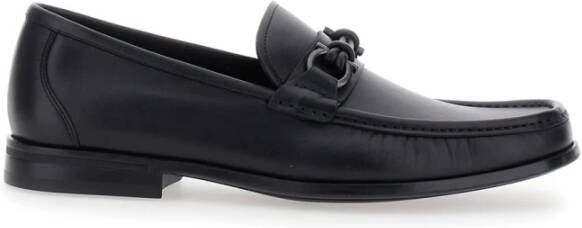 Ferragamo Zwarte platte schoenen Alain