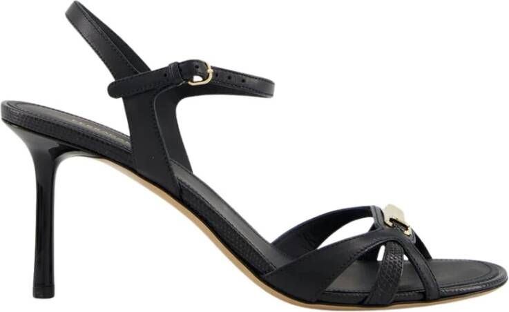 Ferragamo Zwarte Strappy Sandaal met Vara Gesp