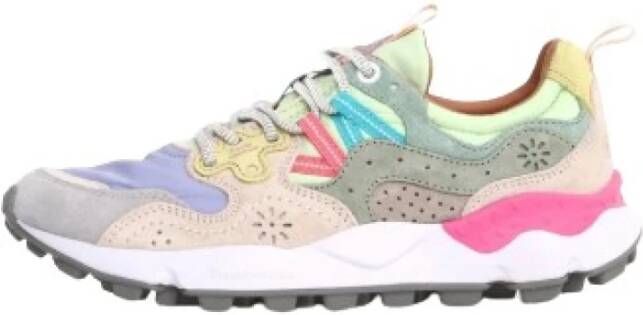 Flower Mountain Grijze Sneakers voor Bergavonturen