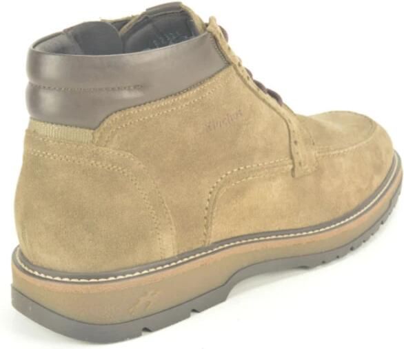 Fluchos N.+Tiret Veterboot - Foto 2