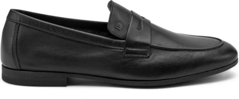 Frau Leren mocassins met sierband