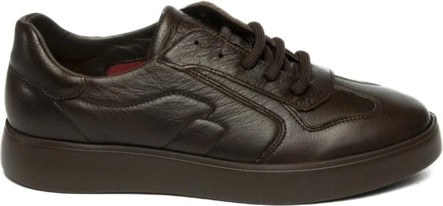Frau Sneaker