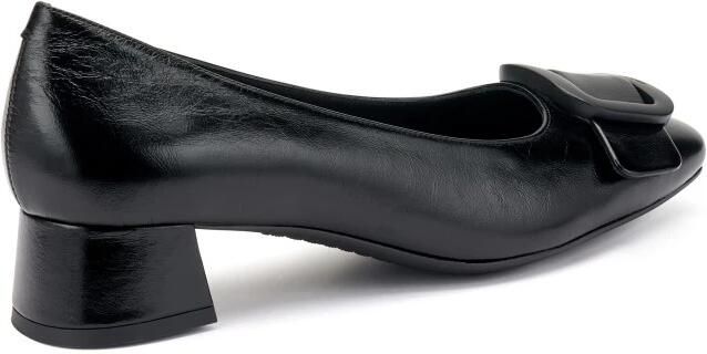 Frau Zwarte Gekreukeld Leren Gesp Pumps