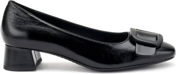 Frau Zwarte Gekreukeld Leren Gesp Pumps
