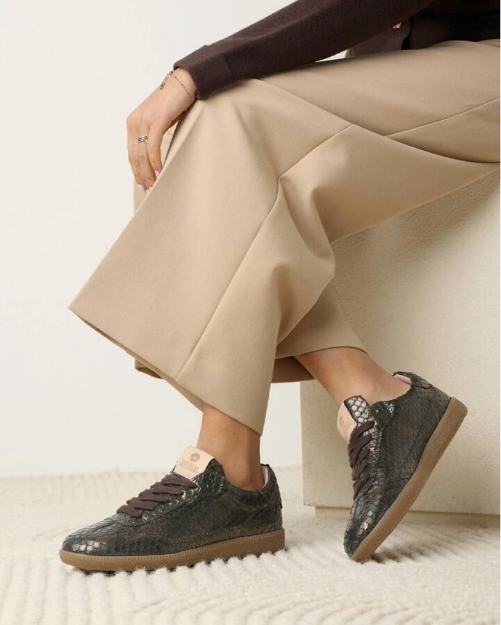 Fred De La Bretoniere Pearl Base Sneakers