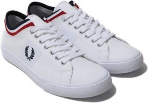 Fred Perry Twill Sneakers met Tipped Manchet White Heren