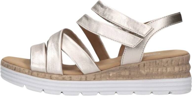 Gabor Gouden Leren Sandalen Stijlvol Platform Beige Dames