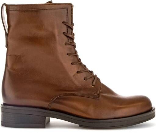 Gabor Klassieke Veterschoenen van Leer Brown Dames