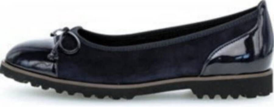 Gabor Velours Ballerina's in Atlantic Cognac