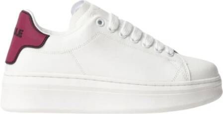 Gaëlle Paris Witte Sneaker met Bordeaux Rubberen Achterkant White Dames