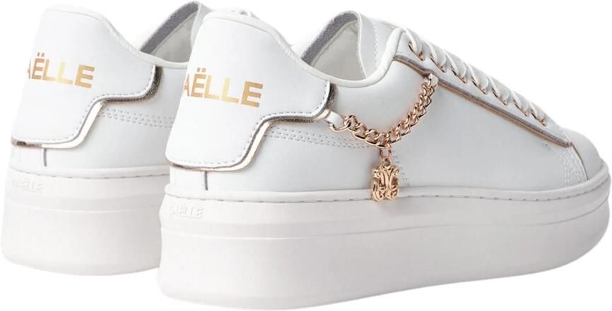 Gaëlle Paris Leren Sneakers met Gouden Kettingdetail