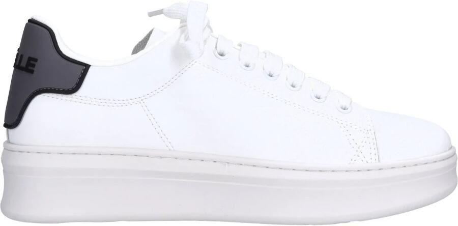 Gaëlle Paris Sneakers