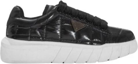 Gaëlle Paris Sneakers