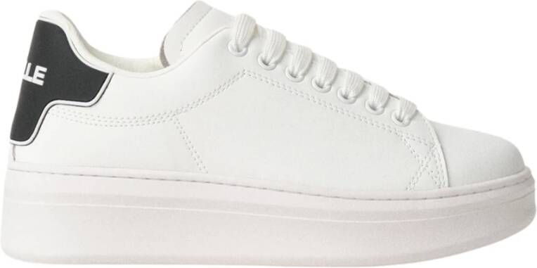 Gaëlle Paris Beth Sneakers met Logo op Hiel Black