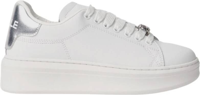 Gaëlle Paris Witte Leren Sneakers met Zilveren Details
